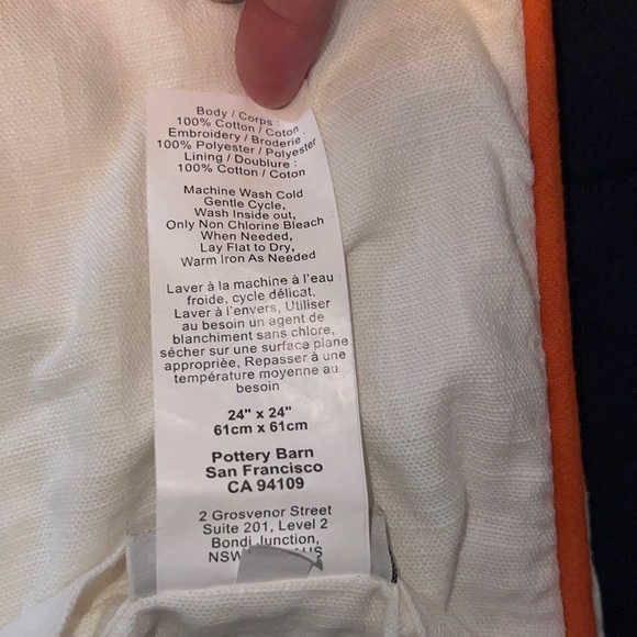 Pottery Barn Scallop Embroidered Pillow Cover - Picture 3 of 6